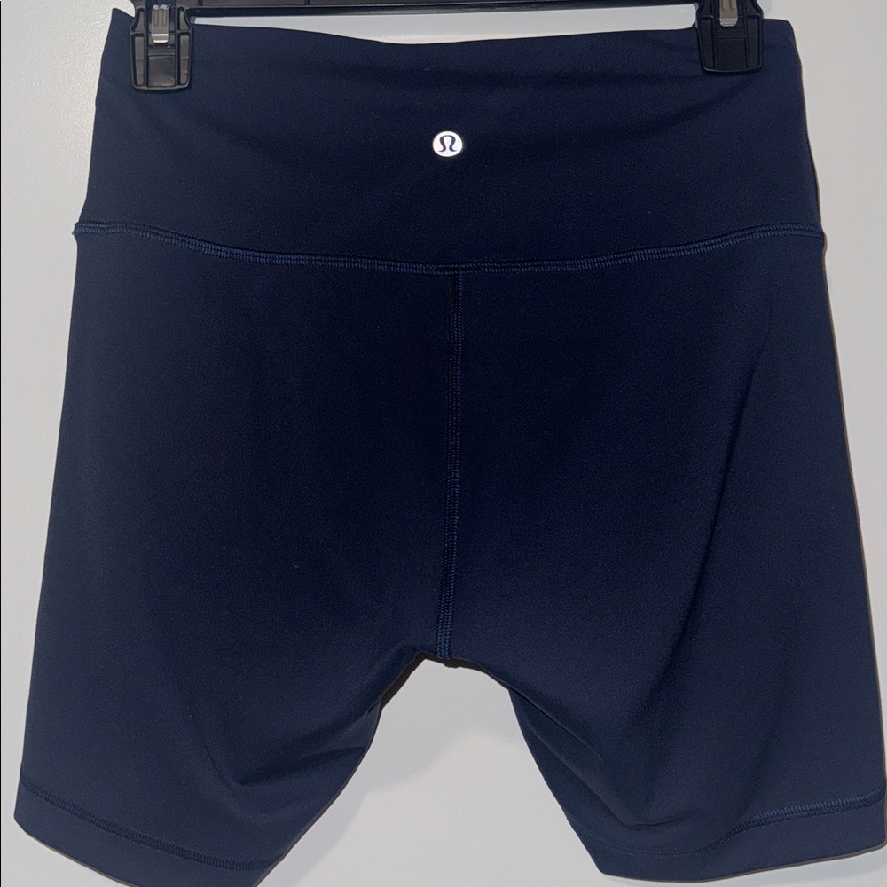Lululemon Navy wunder Under Shorts